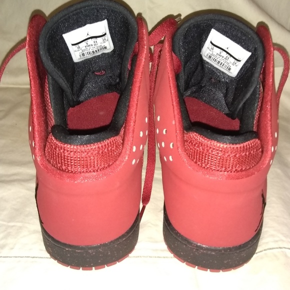 Men's athletic shoes - Picture 2 of 3